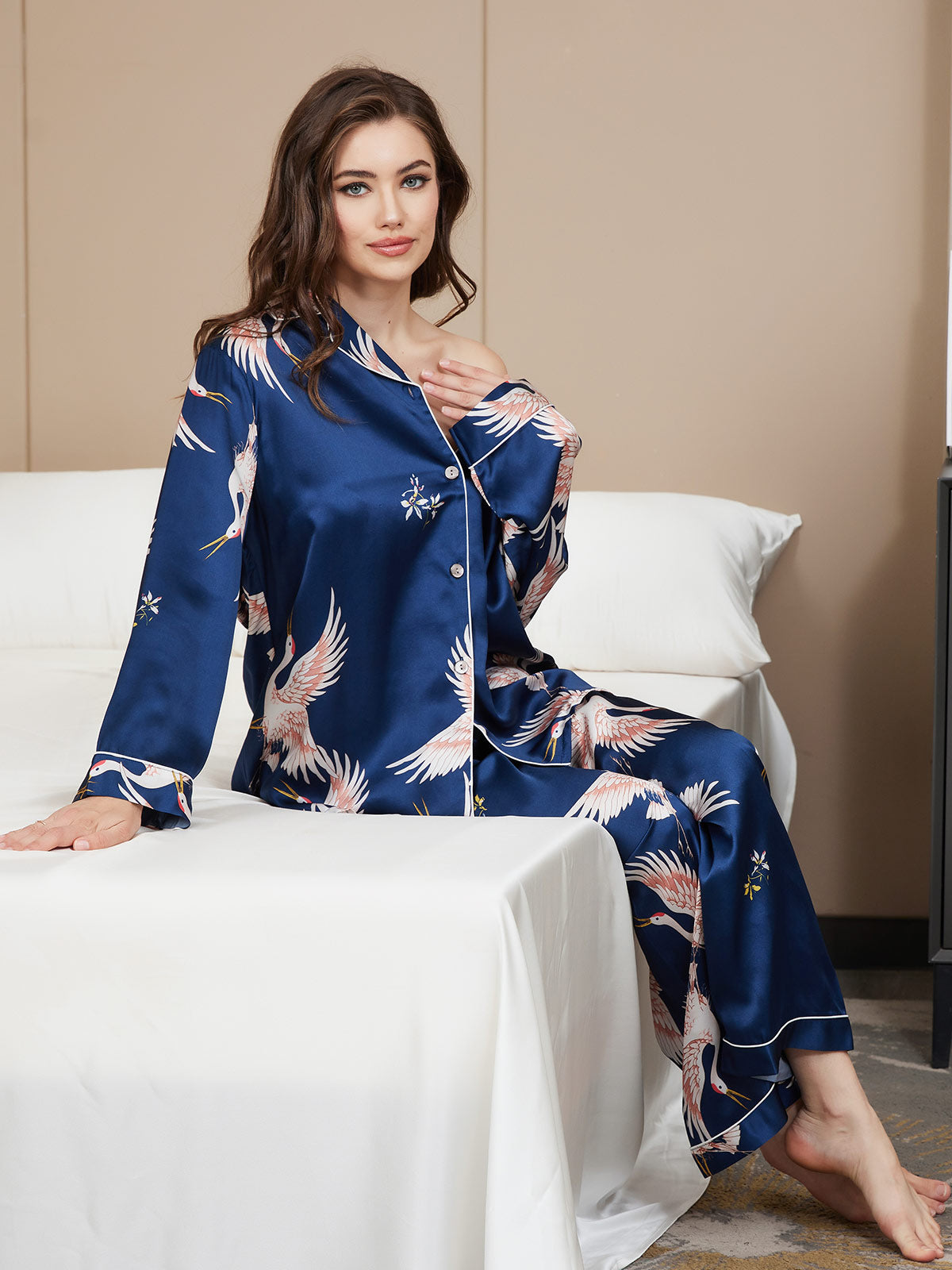 Canadily Home™ - Womens Classic Silk Pajama Set